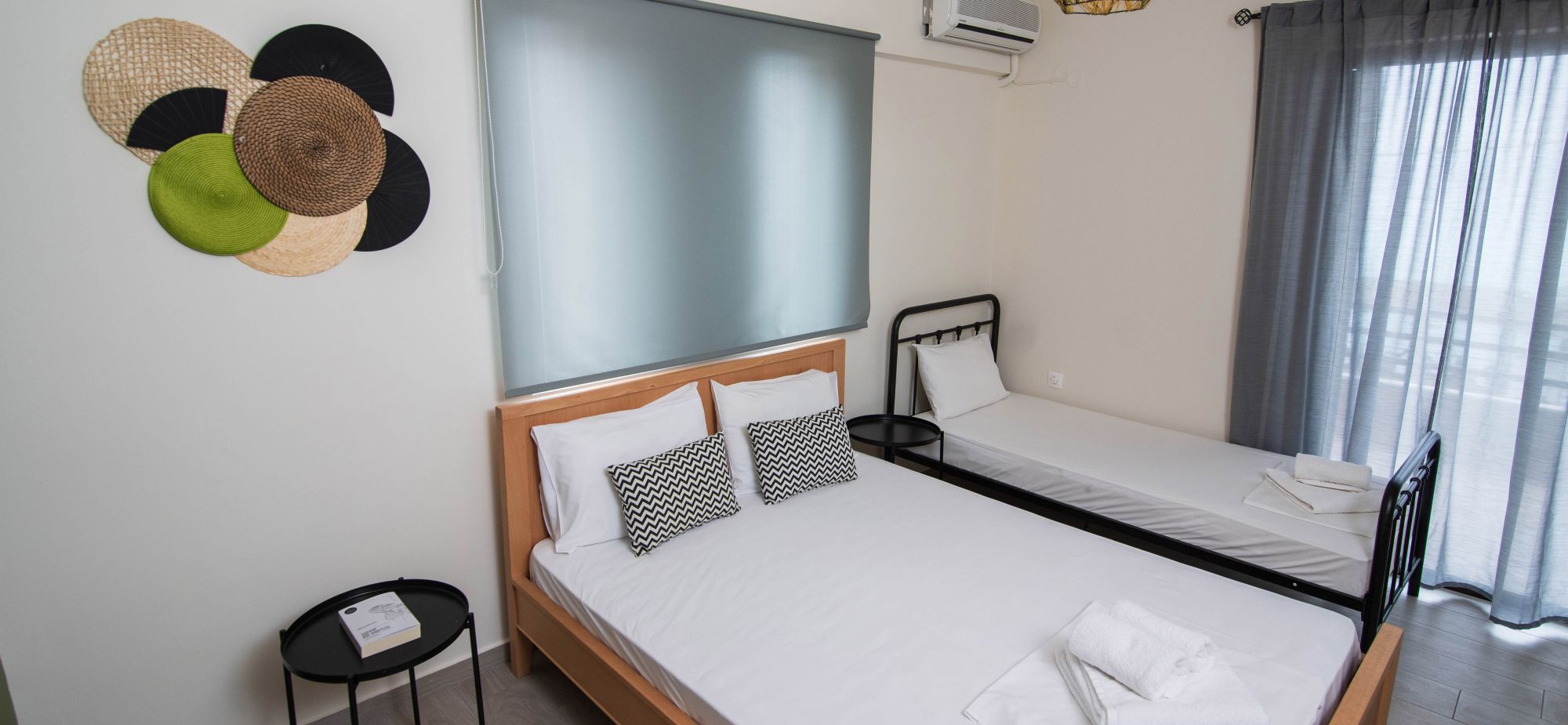 Standar Triple Room with sea view 1